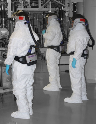 Before entering the hazardous environment inside the target chamber to replace panels, technicians have already trained with VR to familiarize themselves with the replacement procedure.